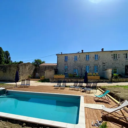 La Chauviniere 2 * Tonnay-Charente