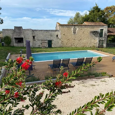 La Chauviniere 2 * Tonnay-Charente