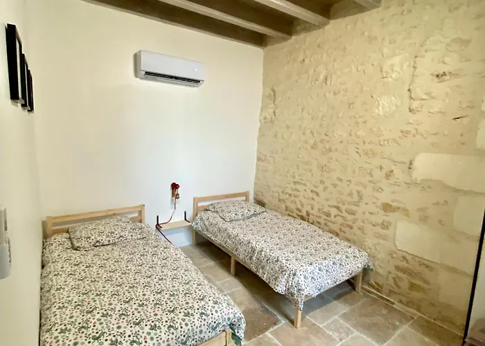 La Chauviniere 2 Holiday home *